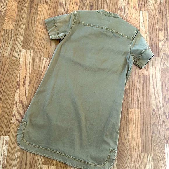 Dress - Picture 4 of 5